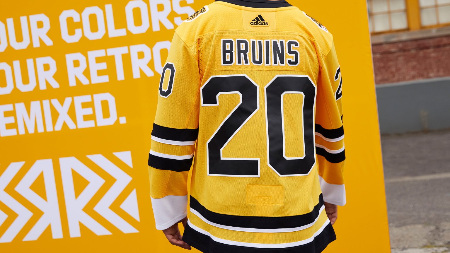 bruins reverse retro