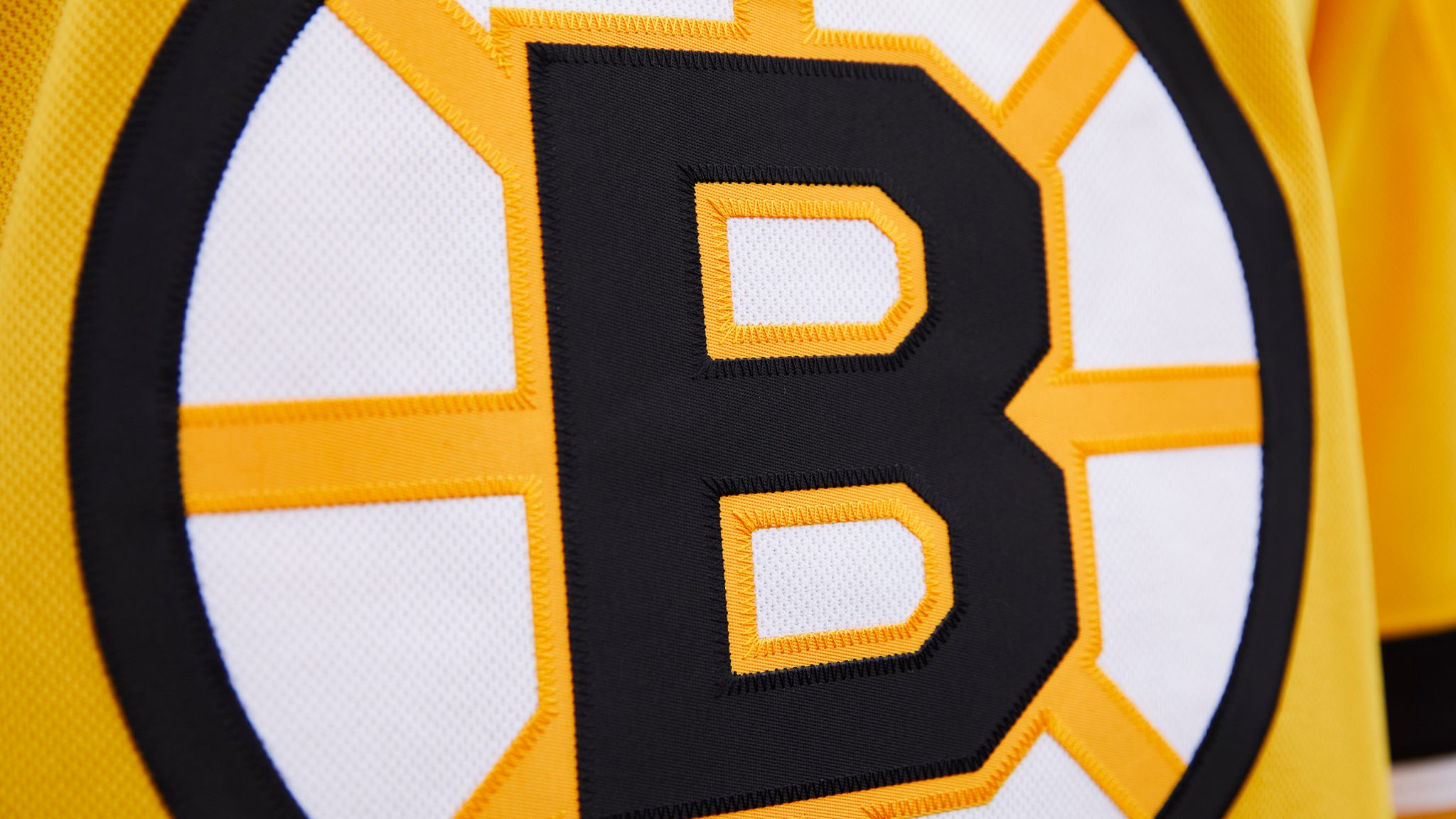 bruins reverse retro