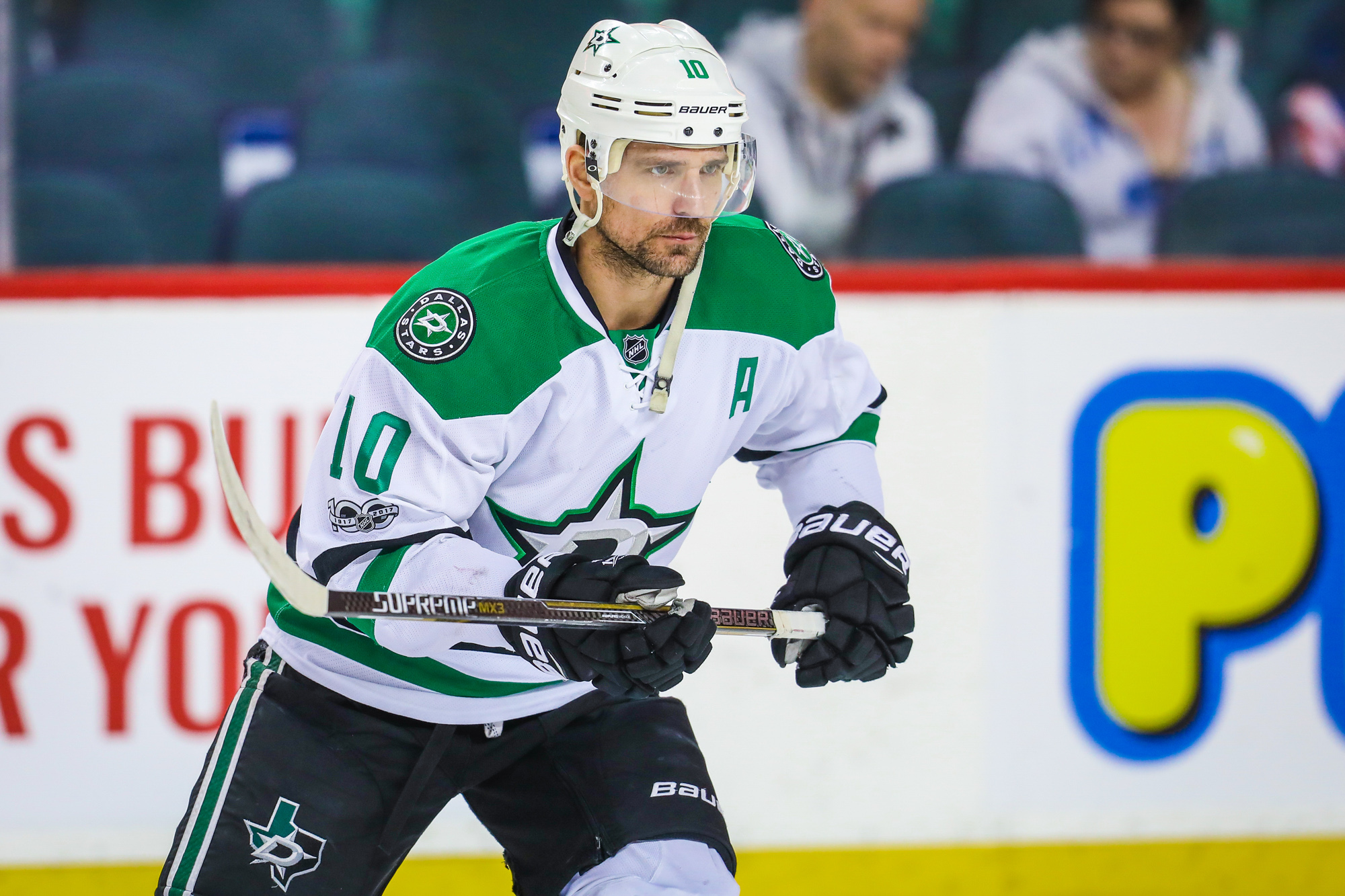 1,088 Patrick Sharp Stars Stock Photos, High-Res Pictures, and