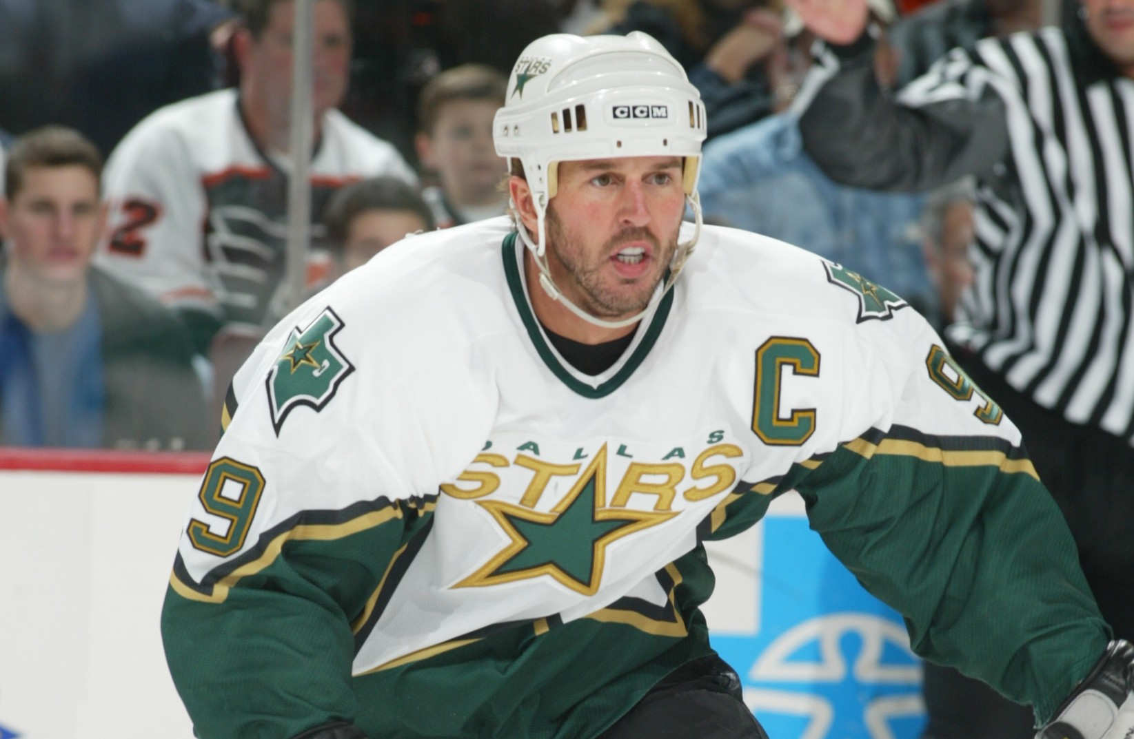 Get a load of Allison and Mike Modano's star-worthy Dallas home